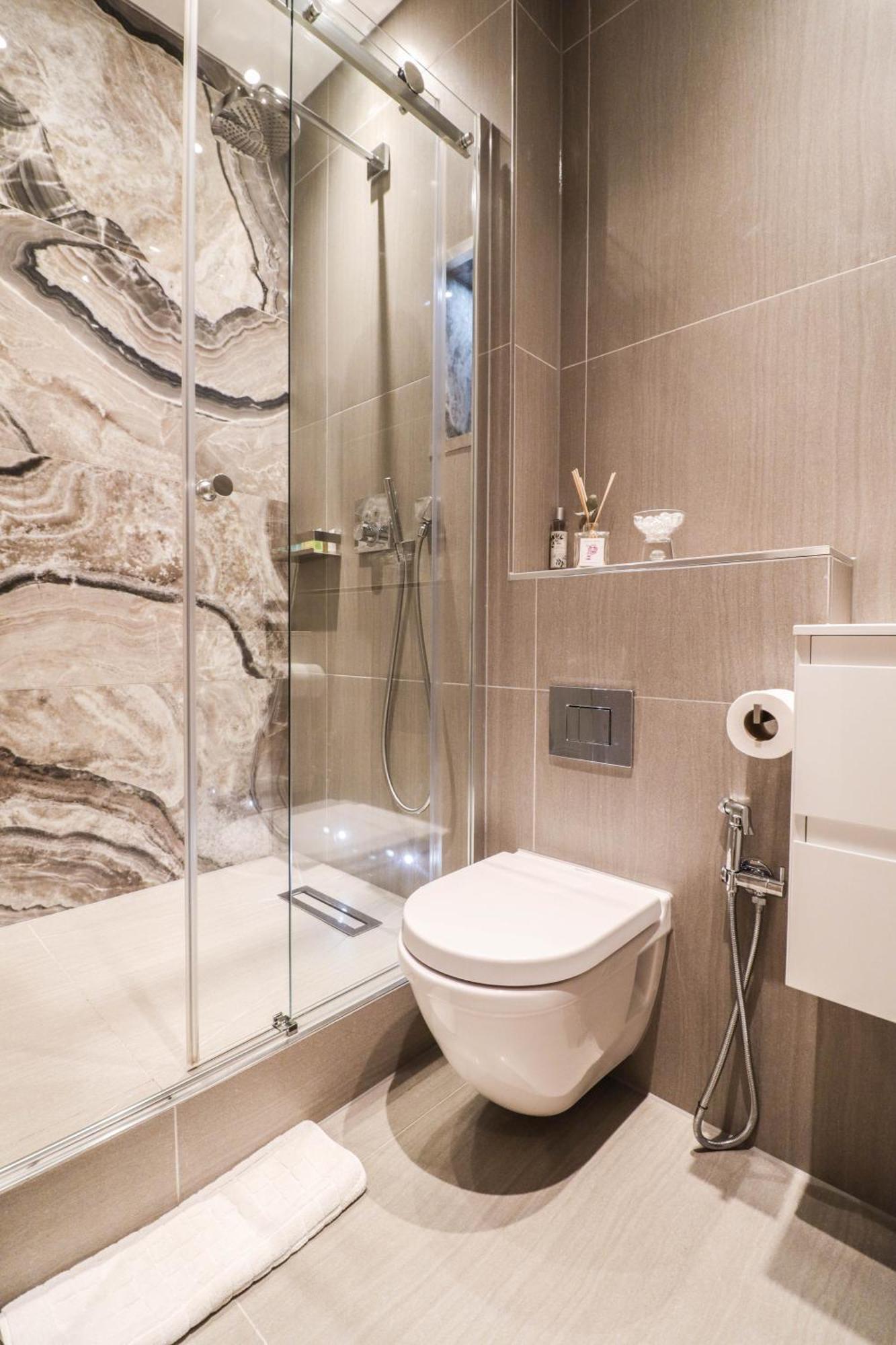 Elegant One-bedroom! Kensington Flat With Patio Apartment