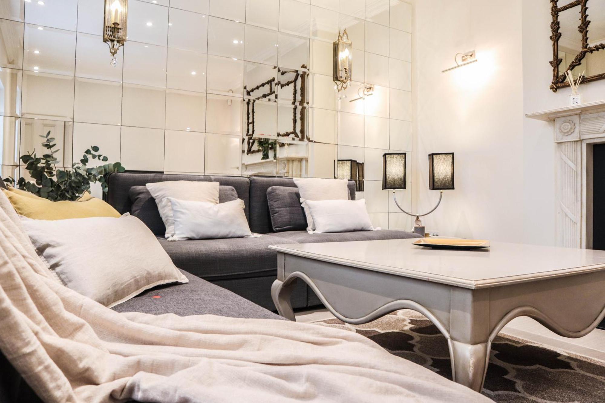 Elegant One-bedroom! Kensington Flat With Patio London