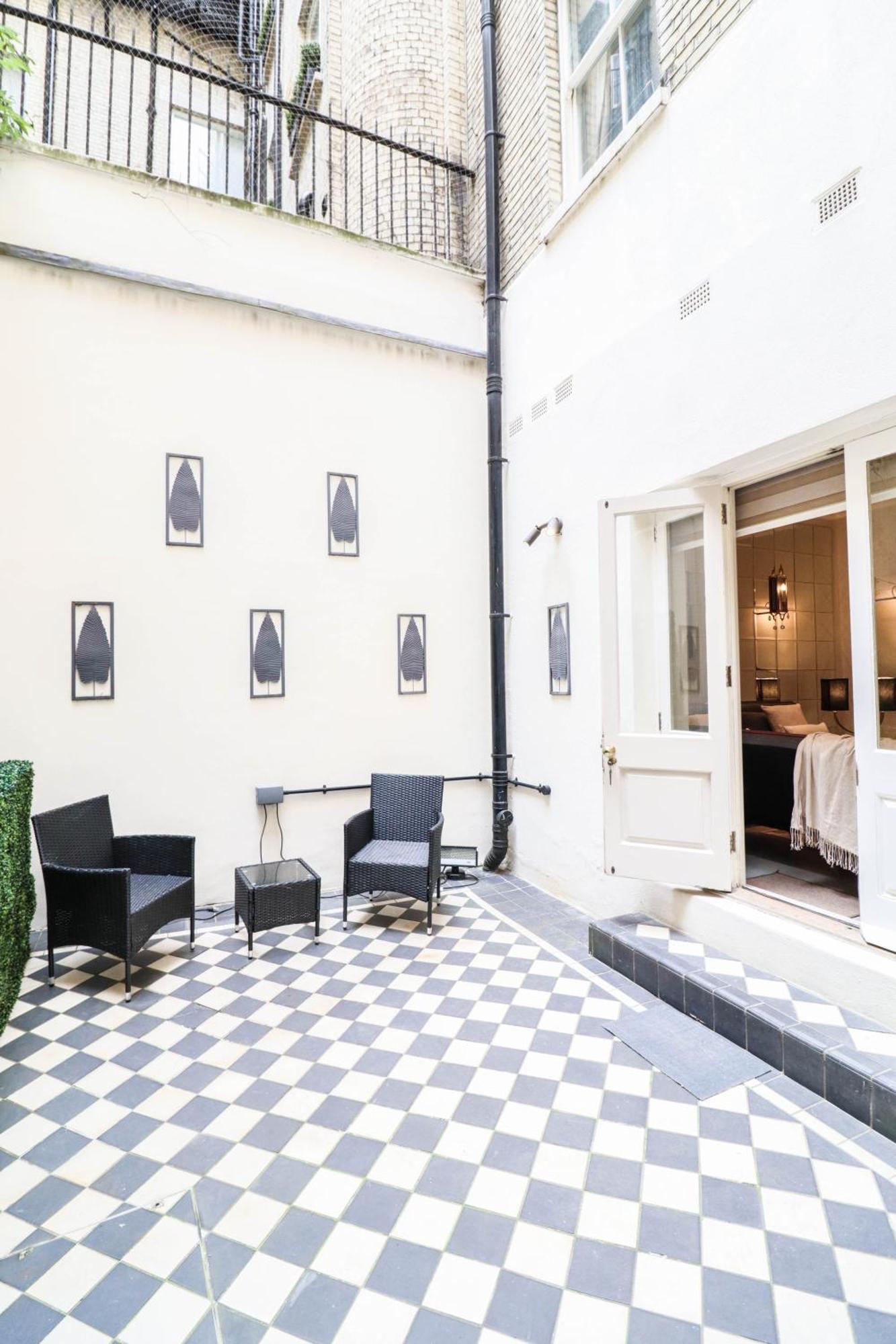Apartment Elegant One-bedroom! Kensington Flat With Patio